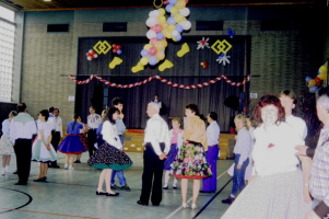 der erste GÄLFIESLER DANZ im April 1988 der erste GÄLFIESLER DANZ im April 1988